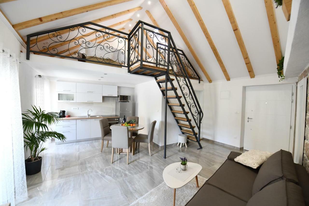 Apartment Lavanda Sinj Buitenkant foto